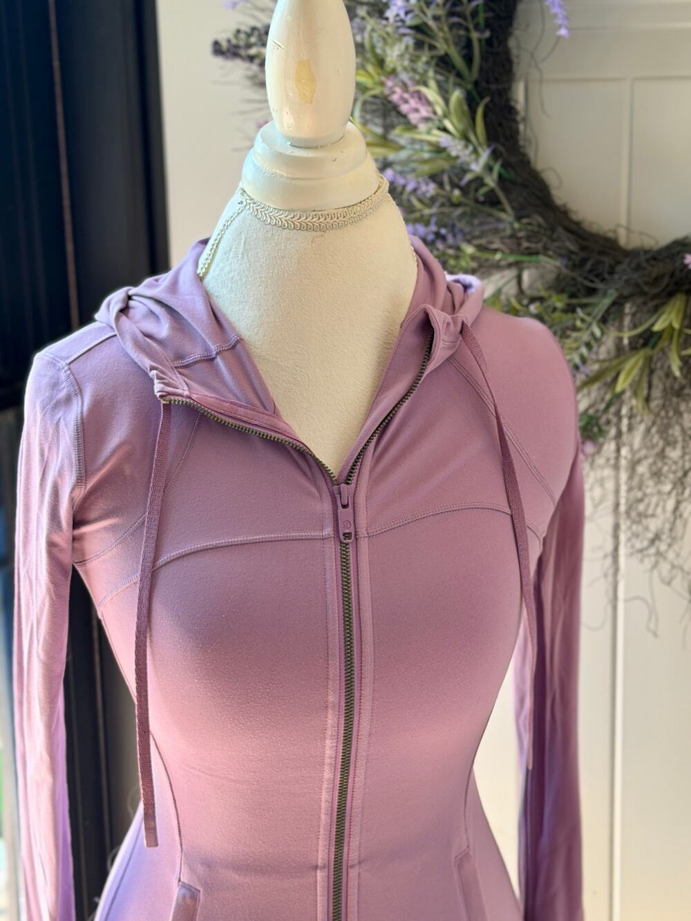 Lululemon Hooded Define Jacket Nulu -Lavender size 4